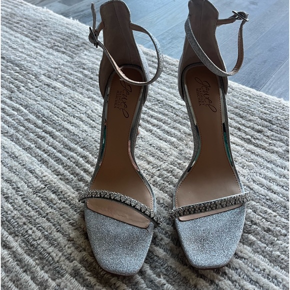 Badgley Mischka Wedding Heels - Silver - Picture 2 of 4